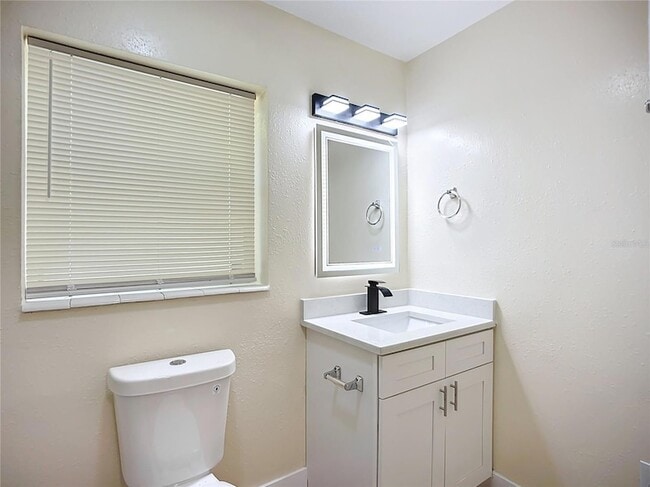 Building Photo - 4513 W Gray St