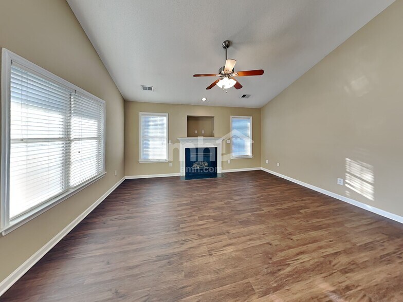 Building Photo - 433 Stoney Run Dr