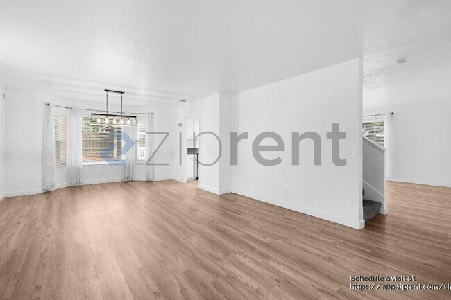 Primary Photo - 9421 Feickert Dr