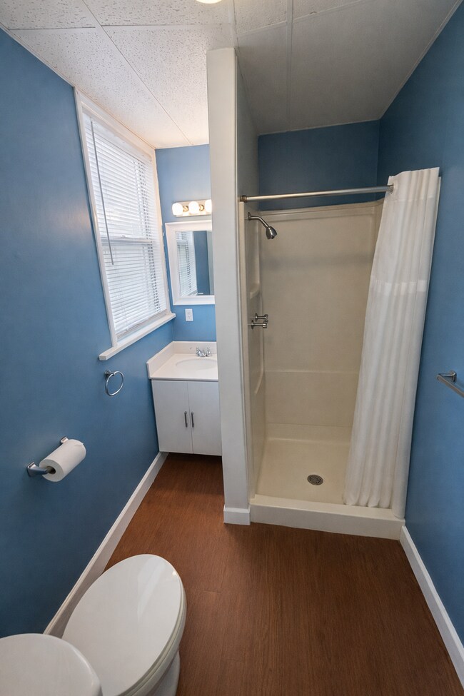 Building Photo - 1330 Locust St