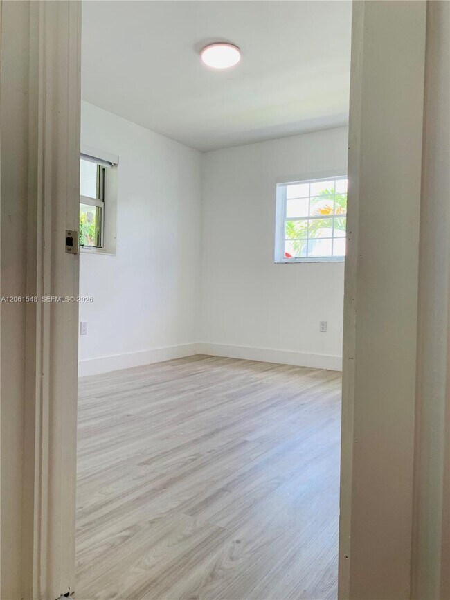 Building Photo - 5441 NW 174th Dr