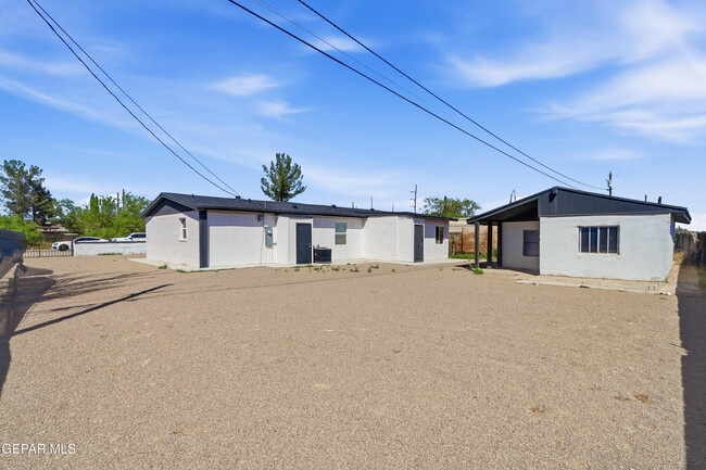 Building Photo - 10752 Mellward Rd