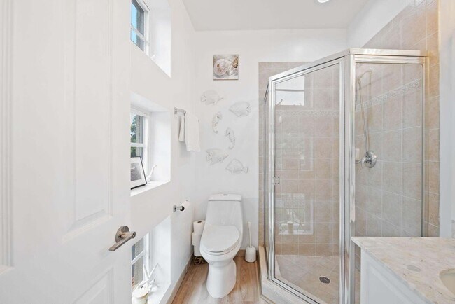 Building Photo - 2001 Coral Heights Blvd