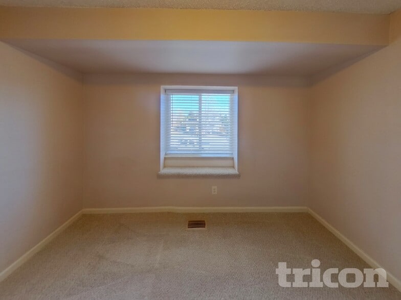 Building Photo - 7475 Churchwood Cir