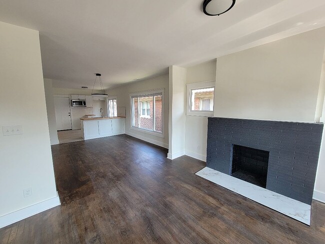 Building Photo - 1148 Virginia Park St