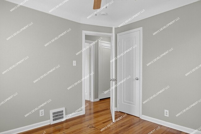 Building Photo - Charming 3-bedroom Bungalow with Brand-New Kitchen in Warren!