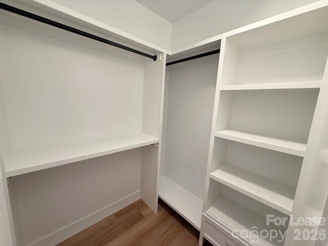 Building Photo - 5707 Verducci Ln