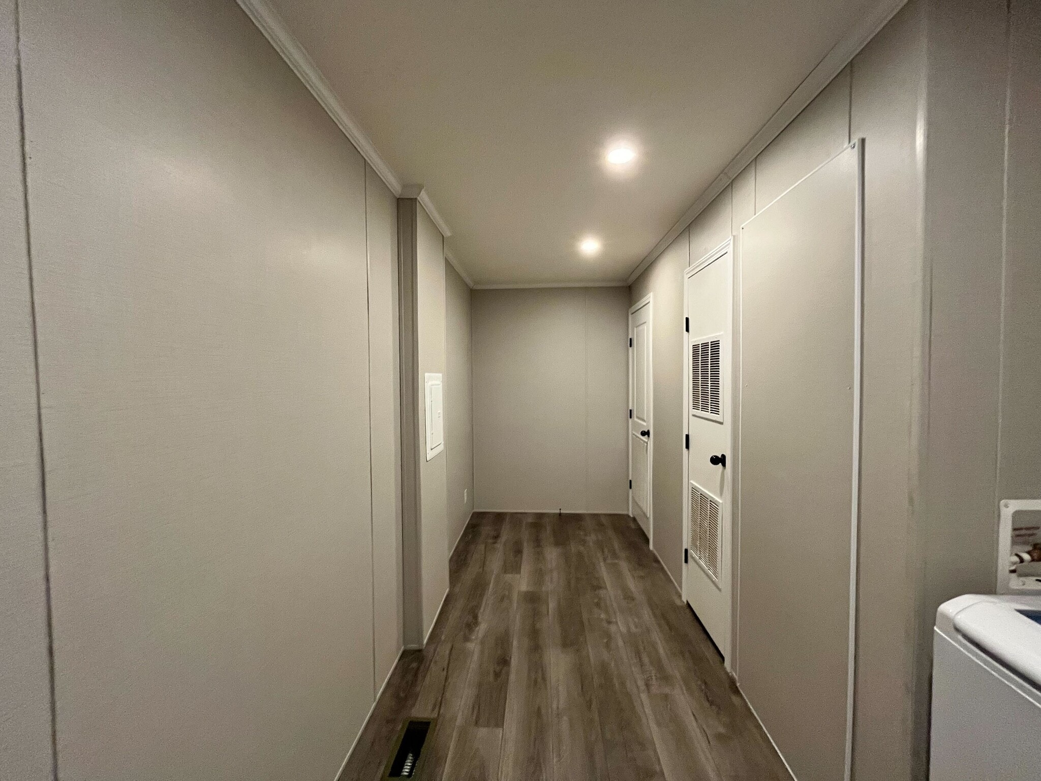 Building Photo - 1400 Georgia St