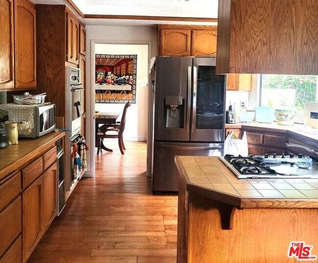 Building Photo - 1781 Benton Wy