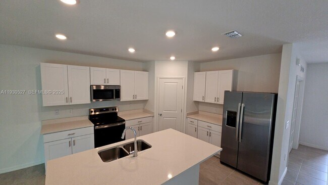 Building Photo - 4724 Yellow Elder Wy