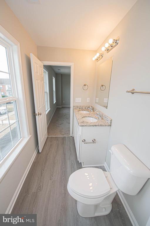 Building Photo - 241 Morgans Ct