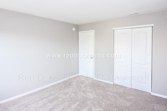 Building Photo - 15448 Gallow Ln