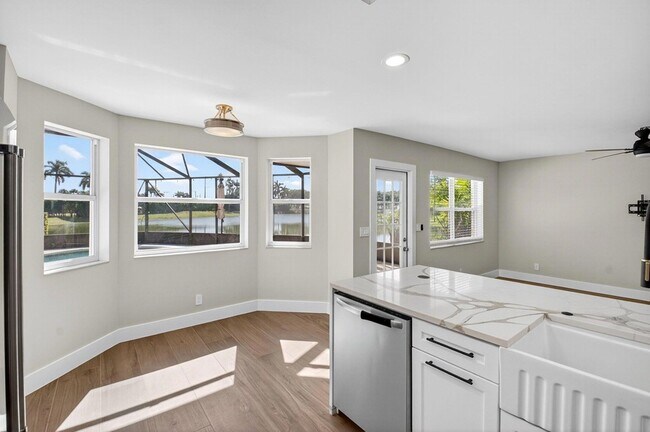 Building Photo - 7306 Spinnaker Bay Dr