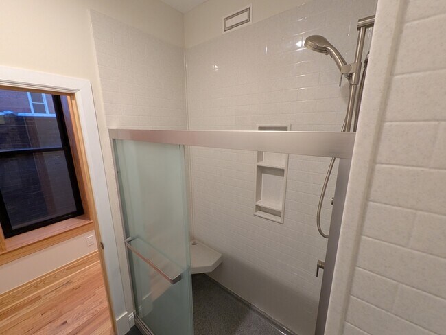 Building Photo - 3231 Morgan Ford Rd