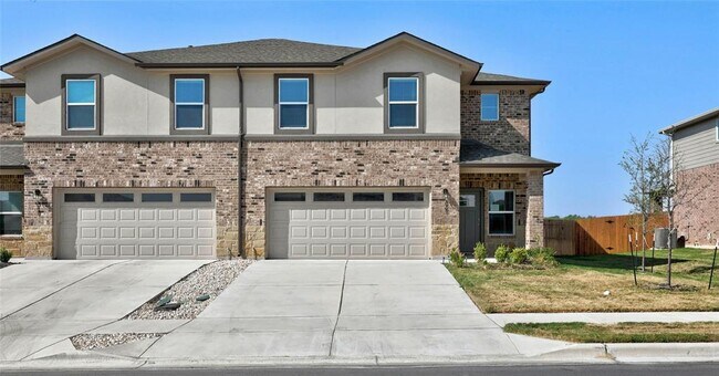 Building Photo - 321 Brody Ln