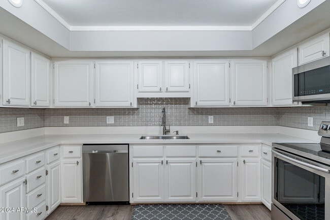 Building Photo - 5110 N 31st Way