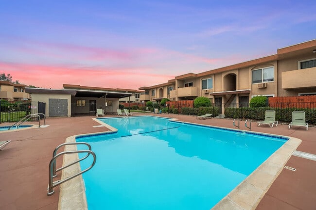 Building Photo - 9504 Carroll Canyon Rd