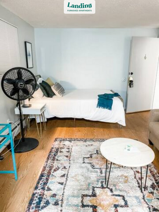 Building Photo - 10022 E Montview Blvd