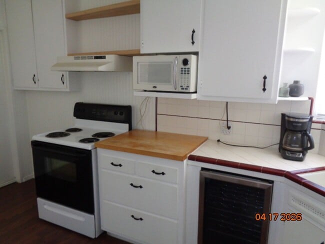 Building Photo - Cute and Clean One Story in Central Lancaster Offering 1328 sq. ft.