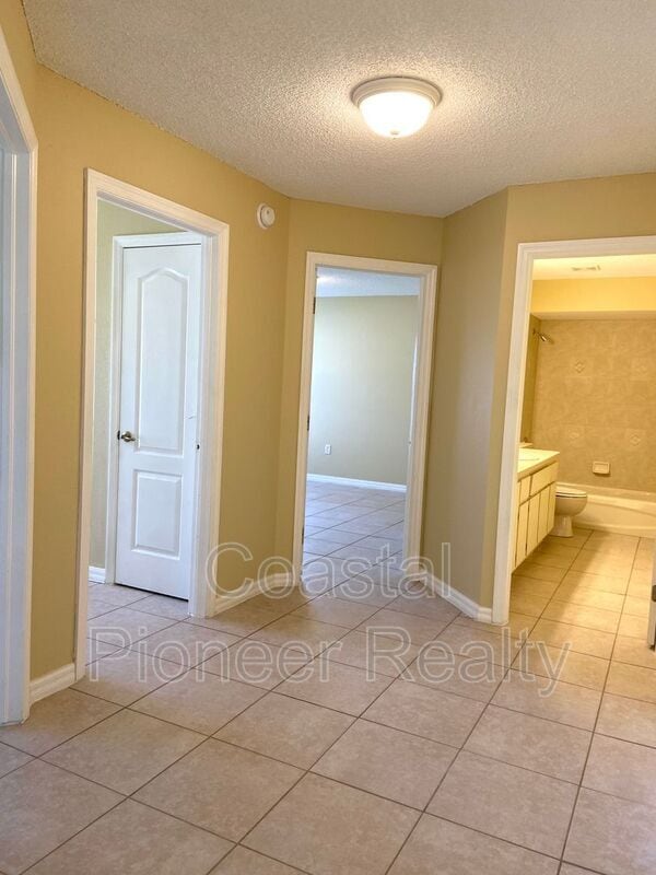 Building Photo - 5156 Florentine Ct