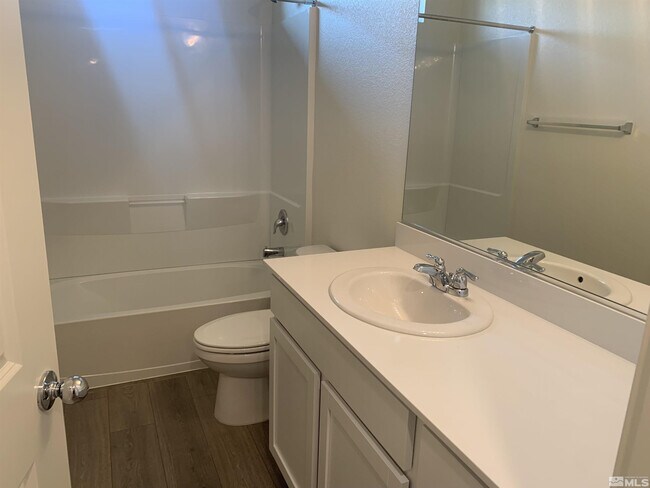 Building Photo - 8839 Wolf Moon Dr