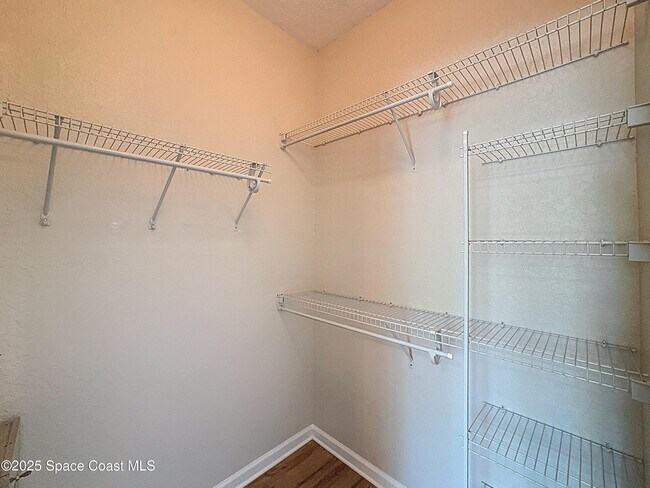 Building Photo - 3848 Lexmark Ln