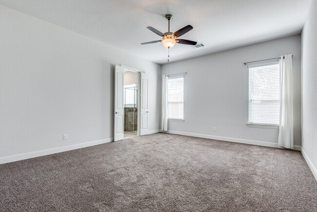 Master Bedroom - 720 Sandbox Dr