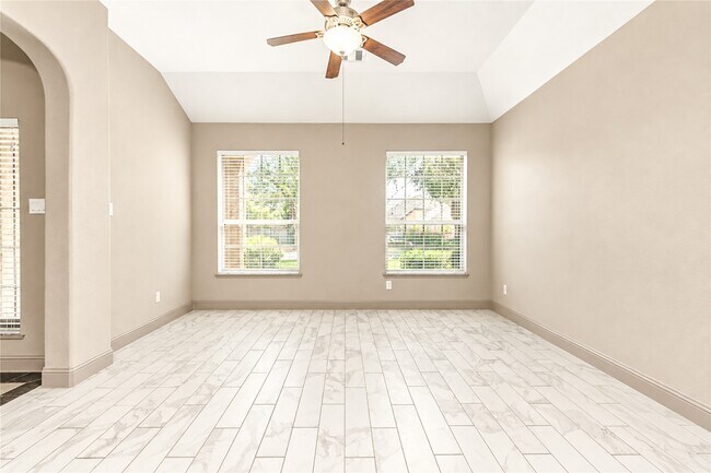 Building Photo - 6210 Bristol Path Ln