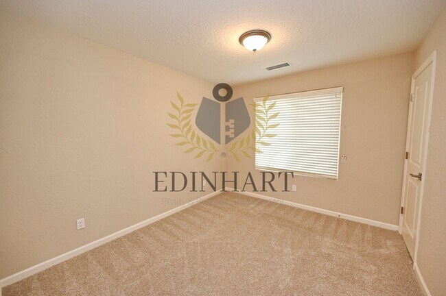 Building Photo - 231 Nabors Dr S