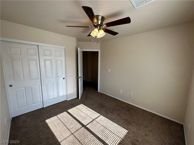 Building Photo - 10434 Amber Night St