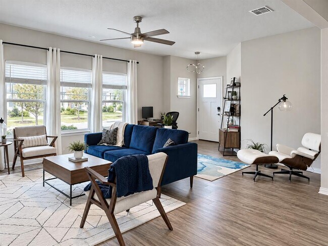 Building Photo - 8816 Sikes Way