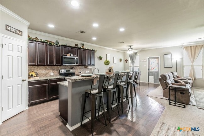 Building Photo - 8907 Misty Pine Dr