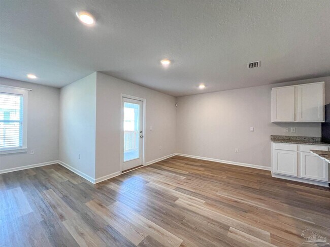 Building Photo - 10958 Blacktail Loop