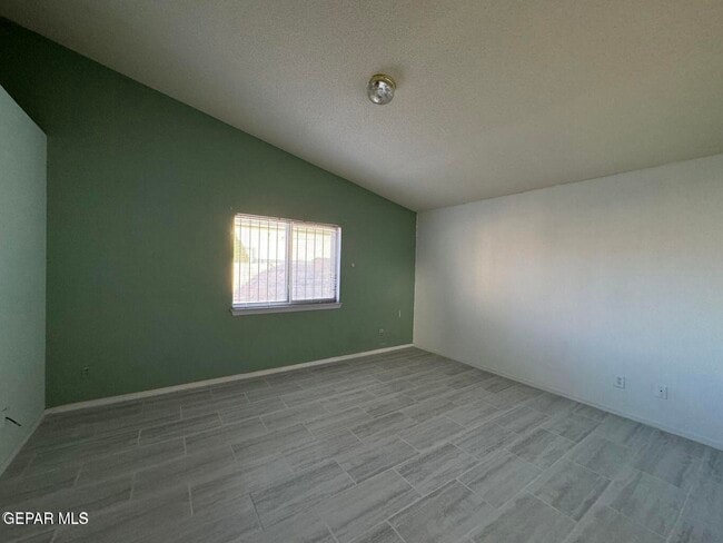 Building Photo - 3980 Tierra Oso Pl