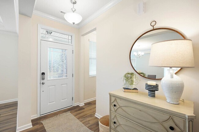 Building Photo - Beautiful Five Bedroom Home in Indian Trail!