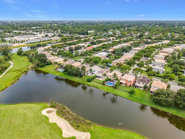 Building Photo - Beautiful Home for Rent in Royal Palm Beach!
