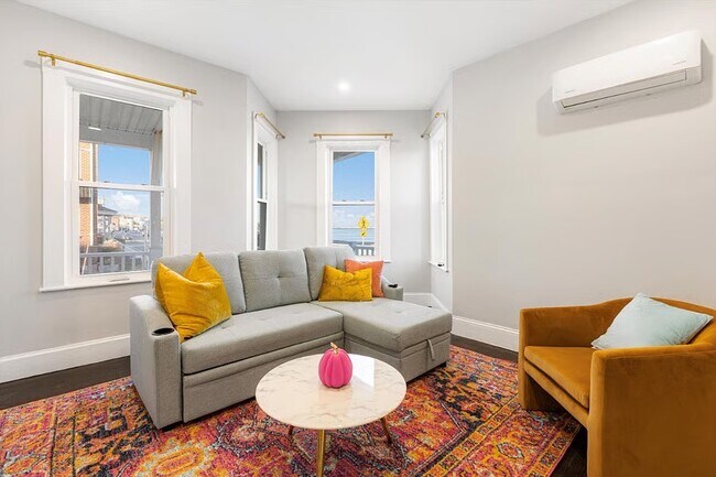 Building Photo - 63 Coral Ave