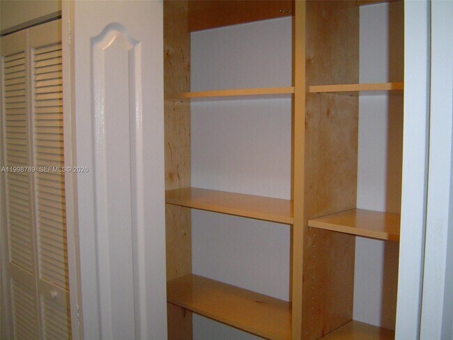 Building Photo - 1153 SW 13th St