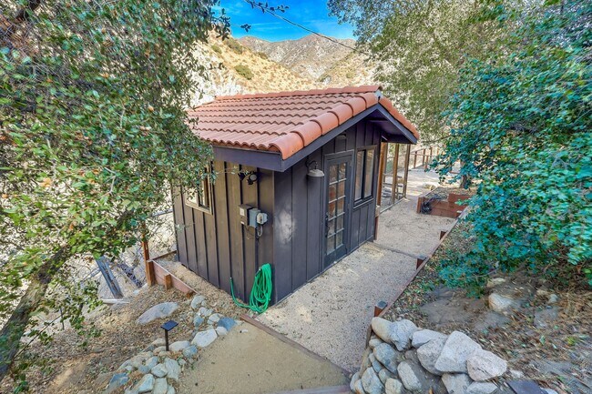 Building Photo - 4137 Big Tujunga Canyon Rd