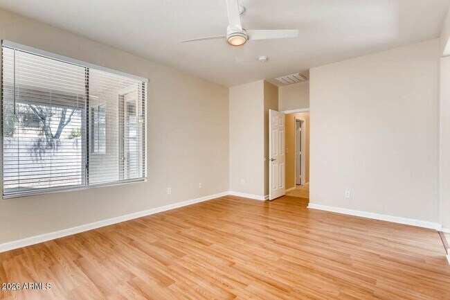 Building Photo - 15261 W Custer Ln