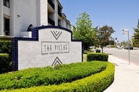 Building Photo - The Villas at Woodland Hills