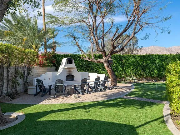 Building Photo - 50945 Calle Paloma