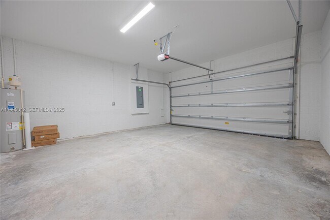 Building Photo - 7064 Channing Ave