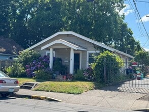 Building Photo - Newly Remodeled 2BD/1BA Home – Fenced Yard & A/C in Every Room!
