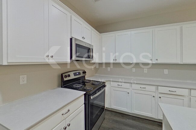 Building Photo - 11401 Crimson Ridge Rd