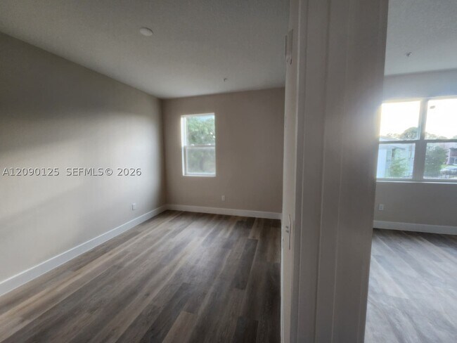 Building Photo - 4424 S Texas Ave