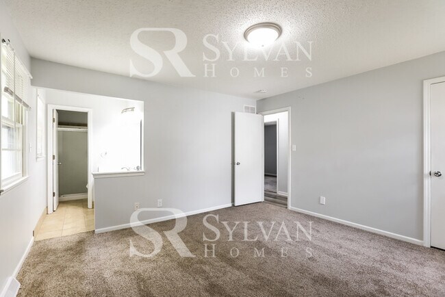 Building Photo - Carve Out a Great Life Here!