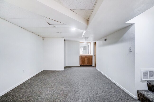 Building Photo - 1132 Brookley Blvd