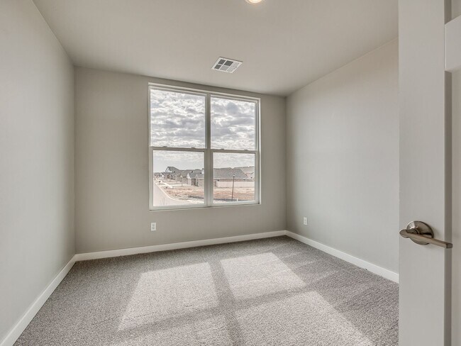 Building Photo - 537 NW 176th St
