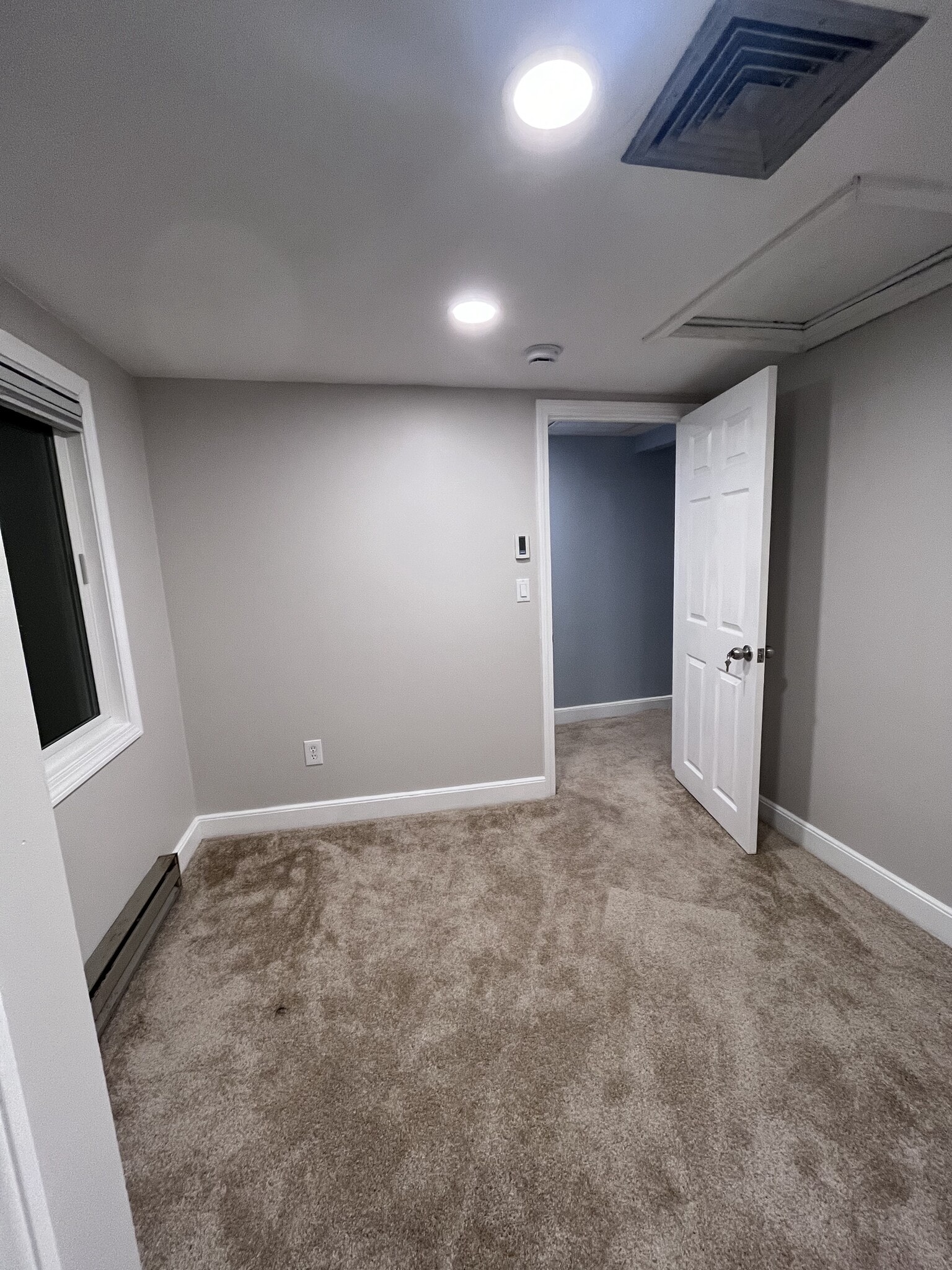 Building Photo - 48 Aberdeen Rd